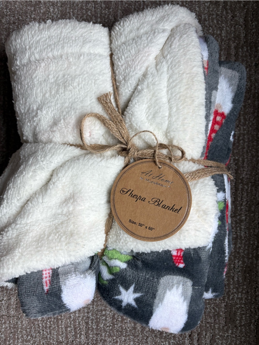 Gray Holiday Gnome PJ Pants & Sherpa Blanket 2-Piece Set Size XL - Picture 12 of 15